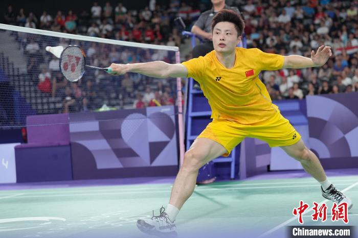 巴黎奥运会女双提前包揽冠亚军：陈清晨／贾一