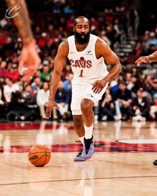 哈登创历史神迹！骑士力克公牛拒绝29分逆转