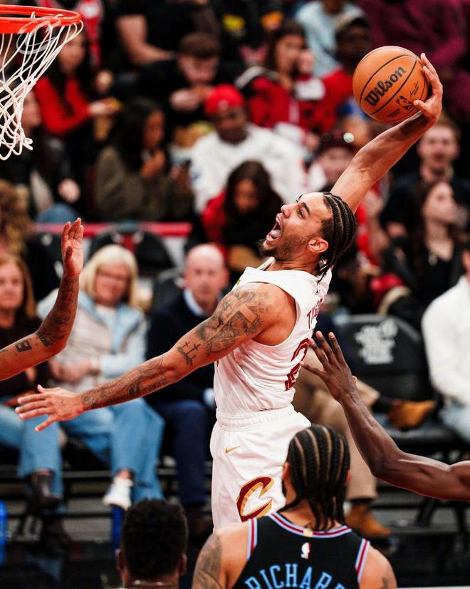 哈登创历史神迹！骑士力克公牛拒绝29分逆转