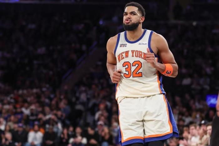 尼克斯末节崩盘唐斯遭边缘化球权分配成隐患