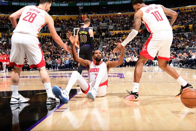 杜兰特复出迎战詹姆斯 火箭仍难阻湖人晋级